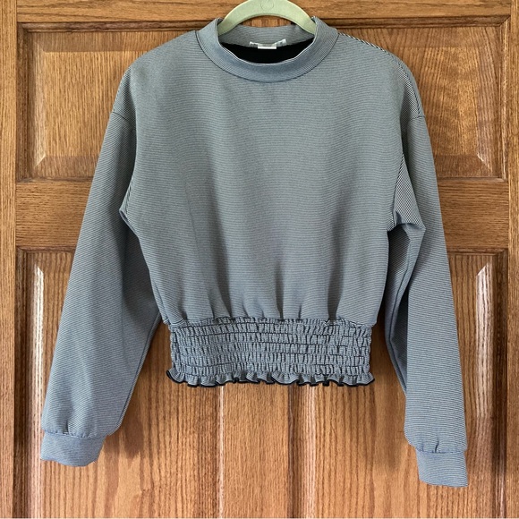 URBAN Romantics Tops - Urban Romantics Gray & Olive Striped LS Top Small